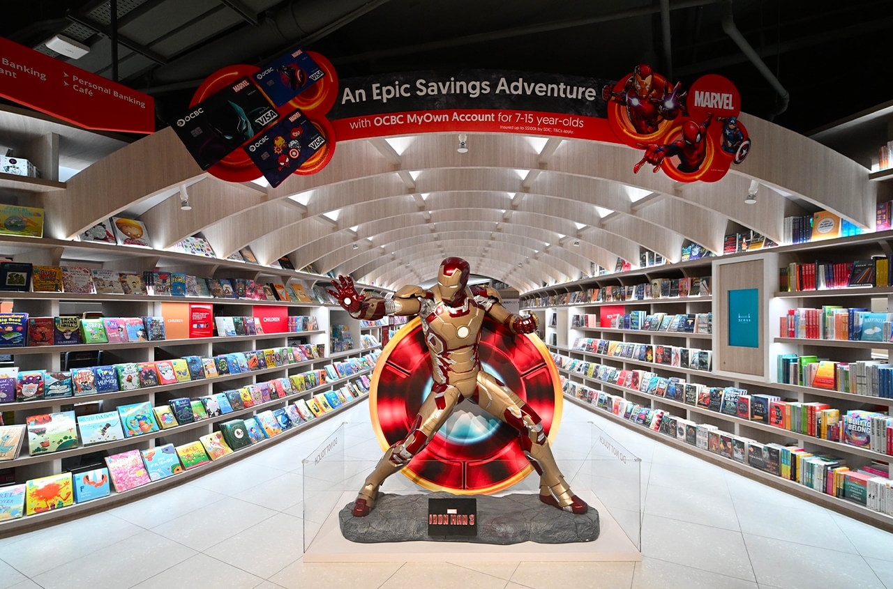 From 20 Oct – 30 Nov 2024, OCBC has dressed up its Wisma Atria branch with three informative photo zones to highlight key financial literacy concepts featuring Disney and Marvel characters